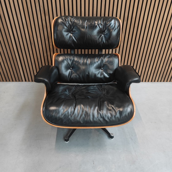 Image 1 of Vitra Eames Lounge Stuhl