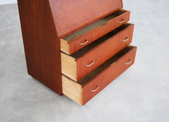 Image 1 of Vintage Teakholz Wandschrank