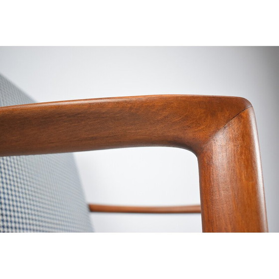 Image 1 of Sessel mit Hahnentrittmuster in Teakholzbeize und Stoff für Swarzędz, 1960