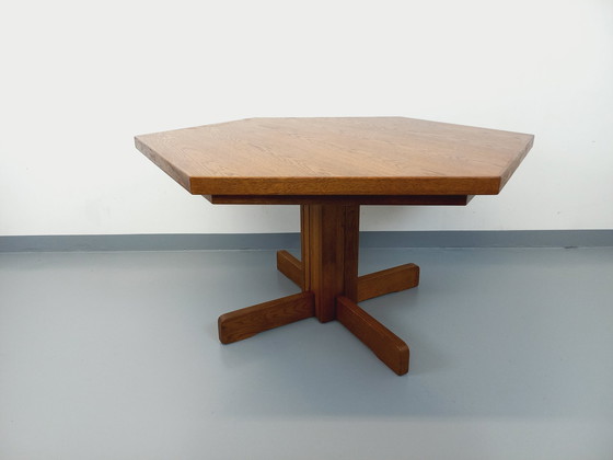 Image 1 of Sechseckiger Vintage-Esstisch aus den 80er Jahren aus Eichenholz