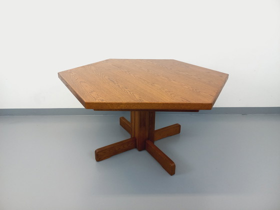 Image 1 of Sechseckiger Vintage-Esstisch aus den 80er Jahren aus Eichenholz