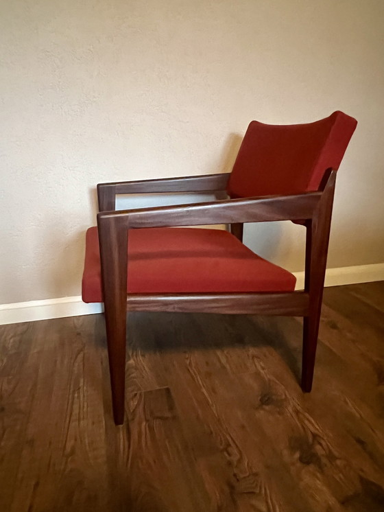 Image 1 of Thonet Easy Chair Teakholz mit rotem Originalbezug 1960er Jahre in erstklassigem Zustand