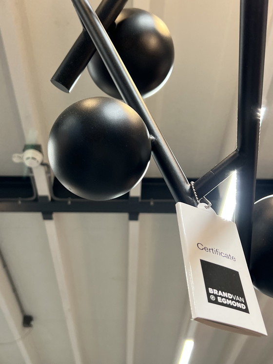 Image 1 of Marke van Egmond Galaxy Kronleuchter schwarz