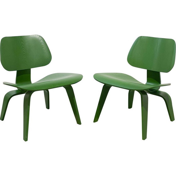 Image 1 of Vintage Lcw chairs by Charles and Ray Eames for Herman Miller, 1945