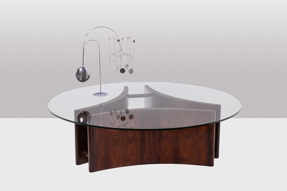 Image 1 of Couchtisch Aus Palisanderholz, Konkav geformt. 1970er Jahre.