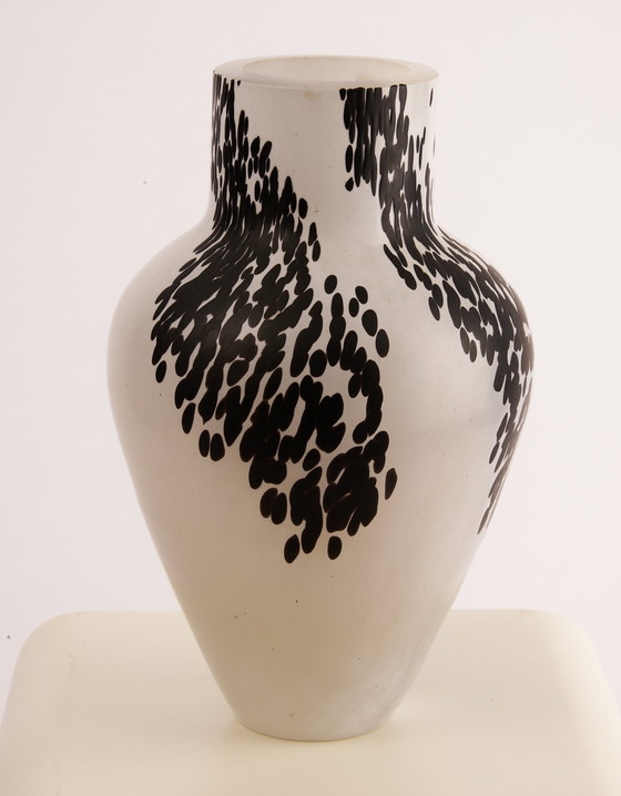 Image 1 of Seltene Kosta Boda Vase, Schwarz-Weiss, Satiniert