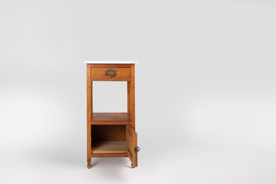 Image 1 of Französischer Art-Déco-Nachttisch mit Carrara-Marmorplatte, 1920er Jahre