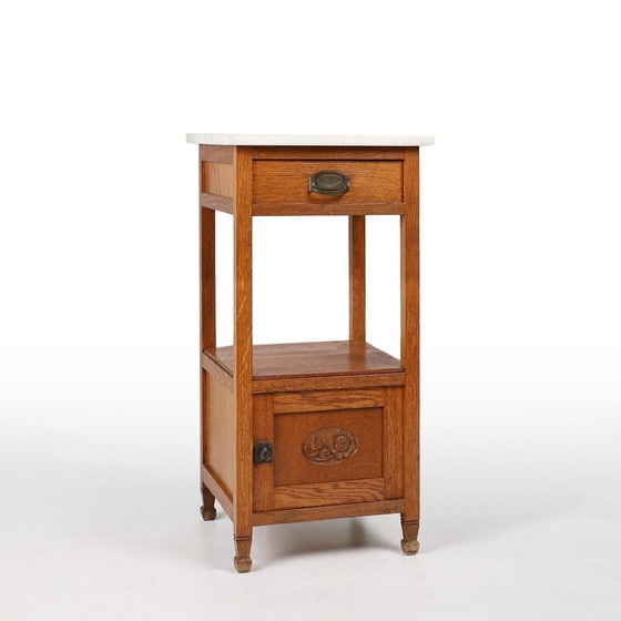 Image 1 of Französischer Art-Déco-Nachttisch mit Carrara-Marmorplatte, 1920er Jahre