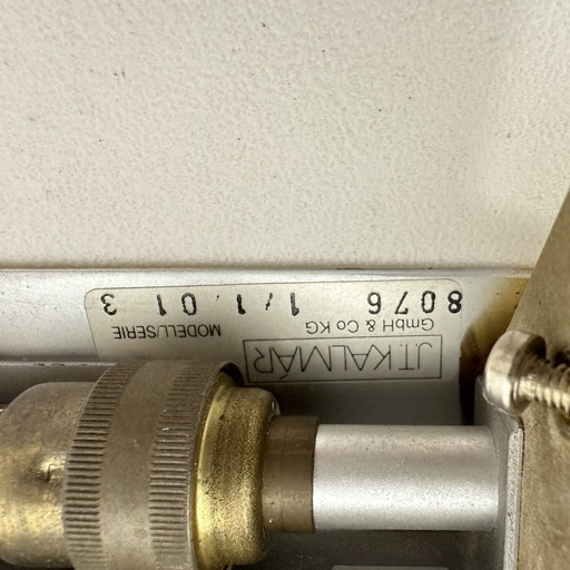 Mid Century Design Perforierter Metalleimer