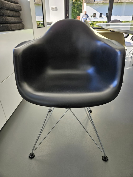 Image 1 of 6x Eames Armchair Dar