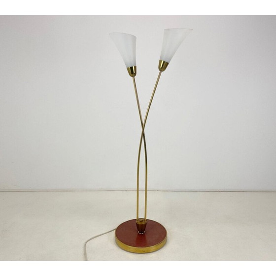 Image 1 of Mid Century Art deco Messing mit Patina und Opalglas Stehlampe, 1930er Jahre