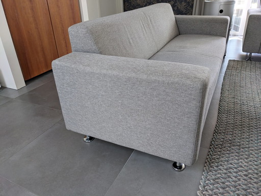 Modernes Goossens 3-Sitzer-Sofa hellgrau/beige mit Chromfüßen