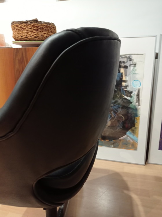 Image 1 of Cassina Olli Mannermaa Stuhl