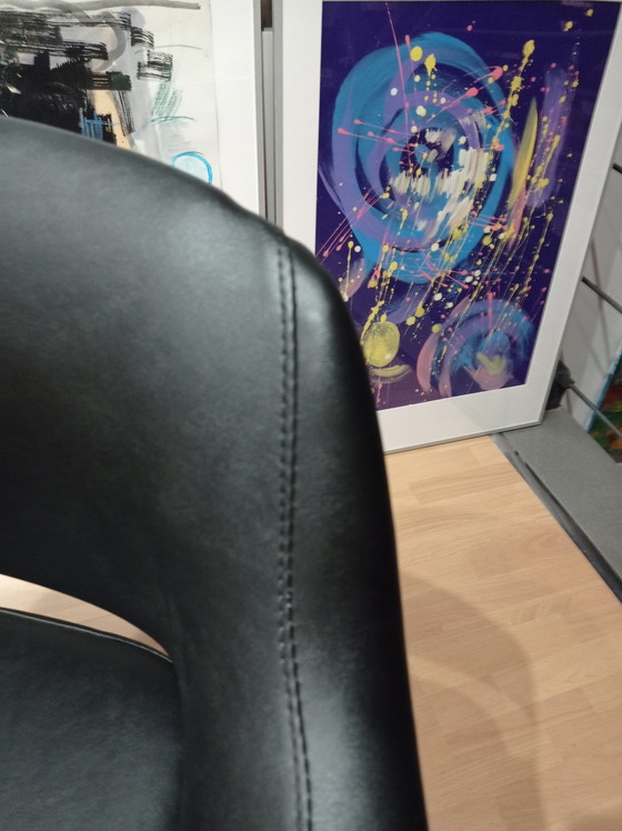 Image 1 of Cassina Olli Mannermaa Stuhl