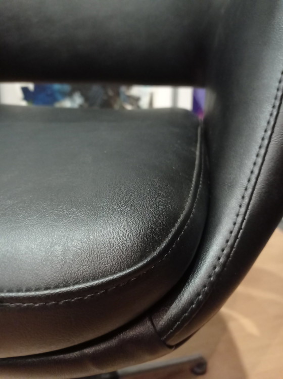 Image 1 of Cassina Olli Mannermaa Stuhl