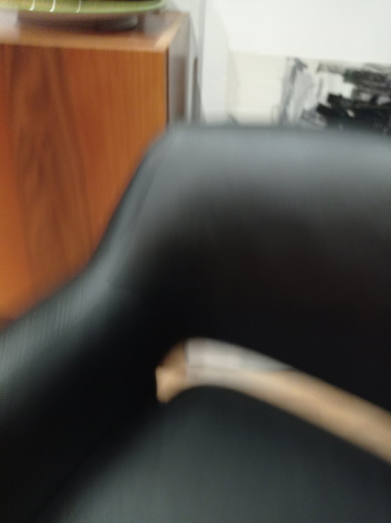 Image 1 of Cassina Olli Mannermaa Stuhl