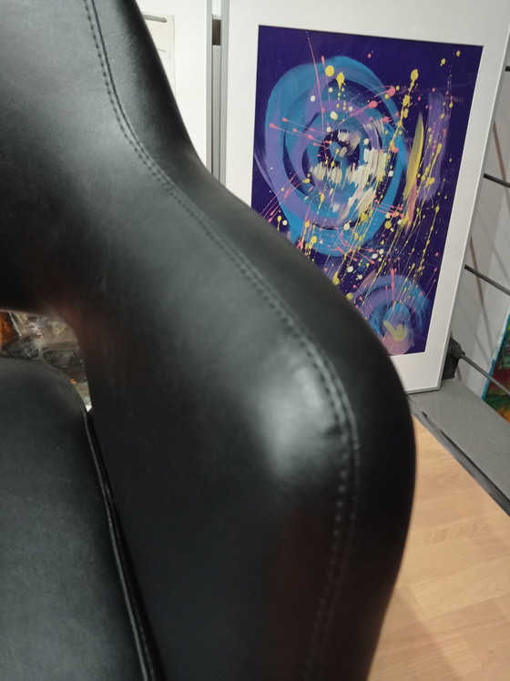 Image 1 of Cassina Olli Mannermaa Stuhl