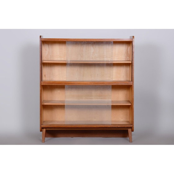Image 1 of Vintage Bücherregal aus Eichenholz und Glastüren, Tschechoslowakei 1950