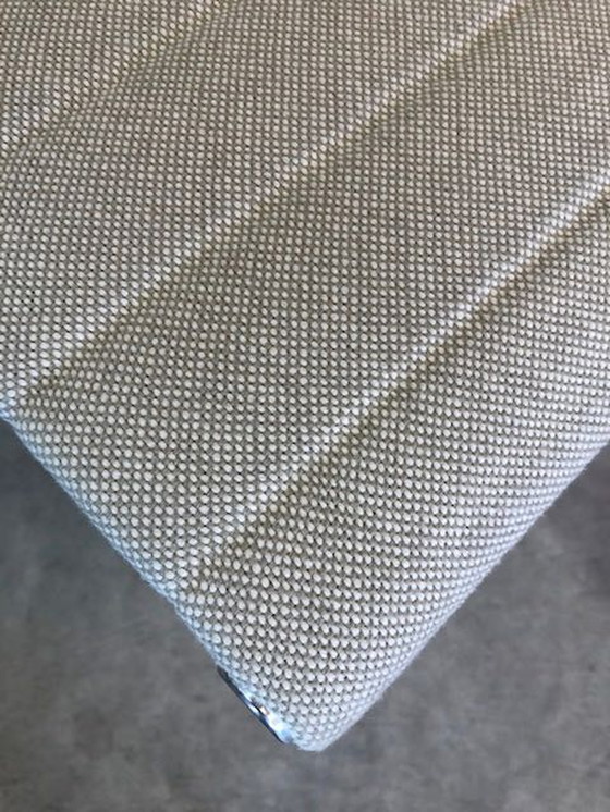 Image 1 of Vitra Eames EA101 Stuhl