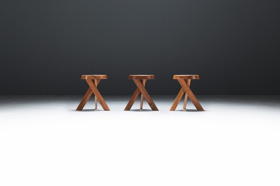 Image 1 of Vintage Set von S13 A Ulme Hocker von Pierre Chapo - Frankreich