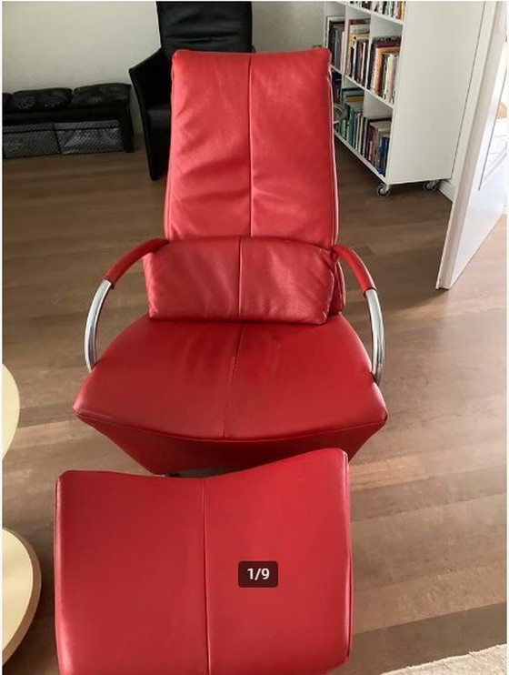 Image 1 of The Future Sitting Vision Sessel mit Fußhocker Panda Red