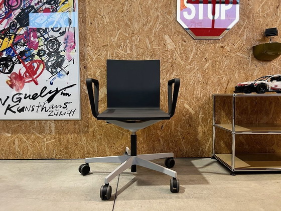 Image 1 of Vitra Van Severen .04 Bürostuhl