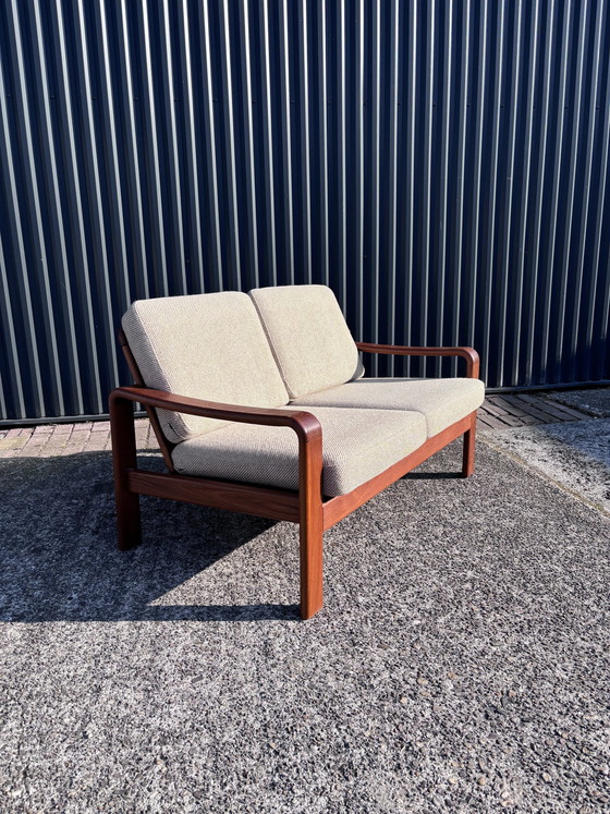 Image 1 of Vintage Teak Zweisitzer Dänisches Design