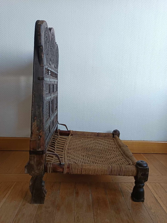 Image 1 of 2X Traditionelle Niedrige Stühle, Indonesien