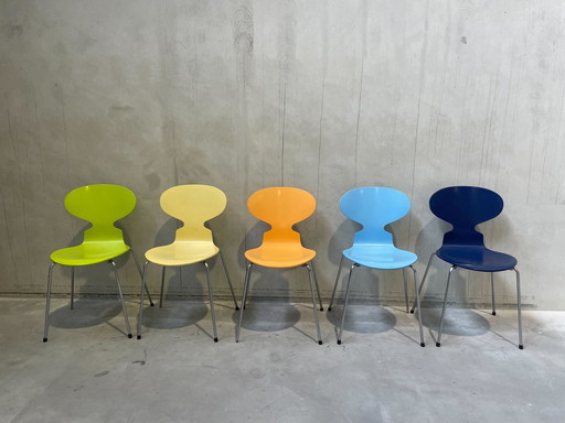 5x Arne Jacobsen Schmetterlingsstuhl