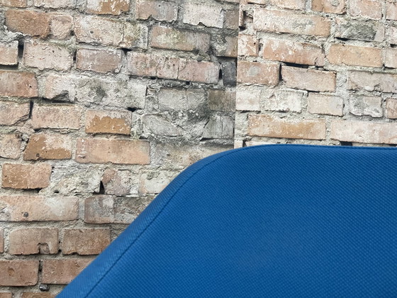 Image 1 of Artifort Lücke Hellblau