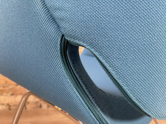 Image 1 of Artifort Lücke Hellblau