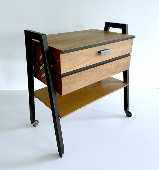 Image 1 of Mid Century Aufbewahrungsbox auf Rädern