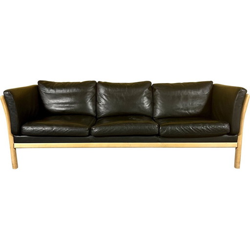 Dänisches 3-Sitzer-Sofa aus schwarzem Leder mit Holzgestell, 1960er Jahre