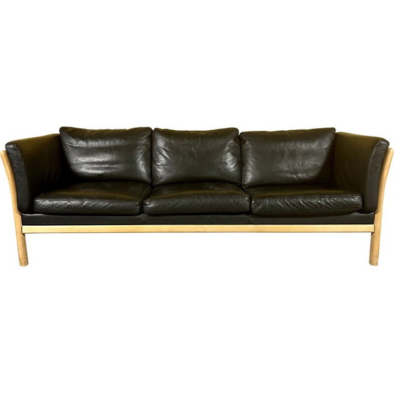 Image 1 of Dänisches 3-Sitzer-Sofa aus schwarzem Leder mit Holzgestell, 1960er Jahre