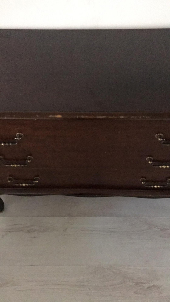 Image 1 of alter Schrank