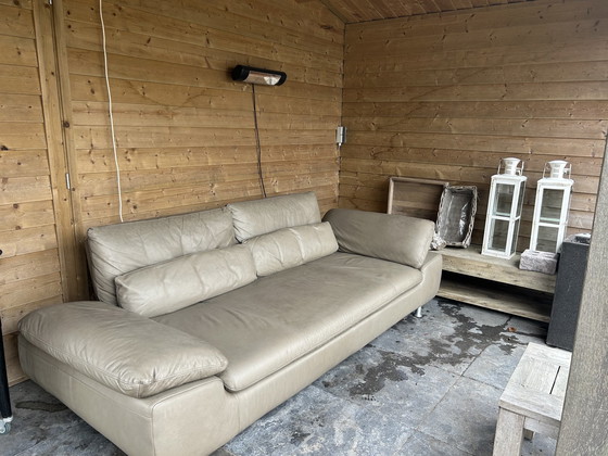 Image 1 of Montel Bank