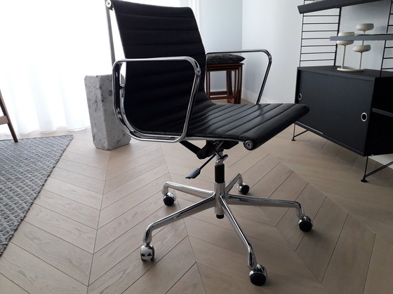 Image 1 of Vitra Modell EA117 Design Charles & Ray Eames