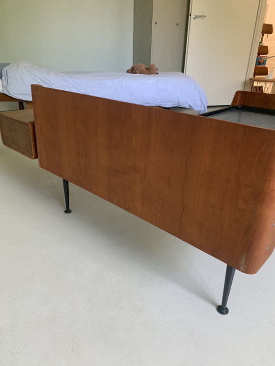 Image 1 of Auping Ariadne Bett von Friso Kramer