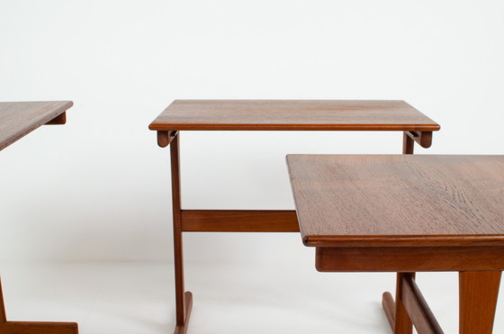 Image 1 of Set dänischer Beistelltische aus Teakholz