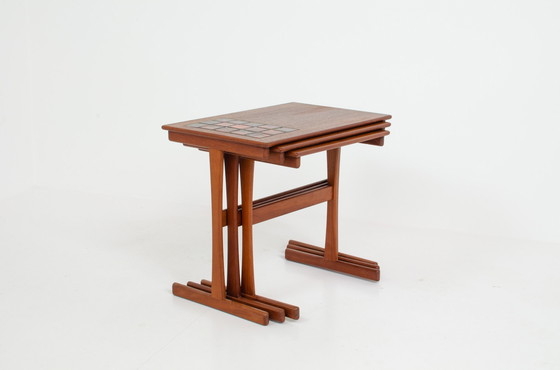 Image 1 of Set dänischer Beistelltische aus Teakholz