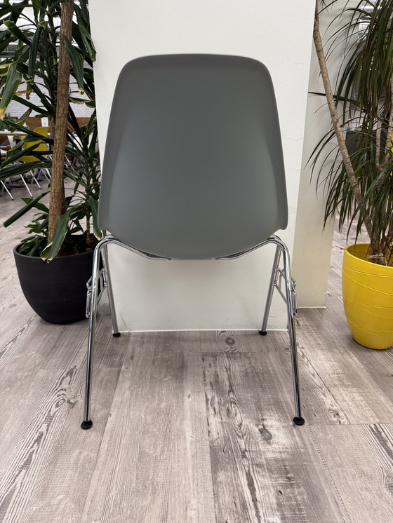 Image 1 of 8X Vitra Eames Dss 729 Chair Eisgrau auf Chromdrahtfüßen 2019