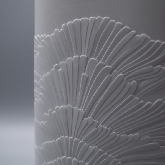 Image 1 of Seltene Rosenthal Rosamunde Nairac Bisque Porzellan Anemonen Vase OP Art H 23 cm