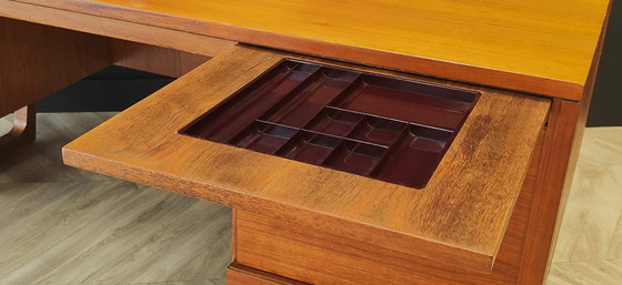Image 1 of Mid-Century Schreibtisch | Jahrgang