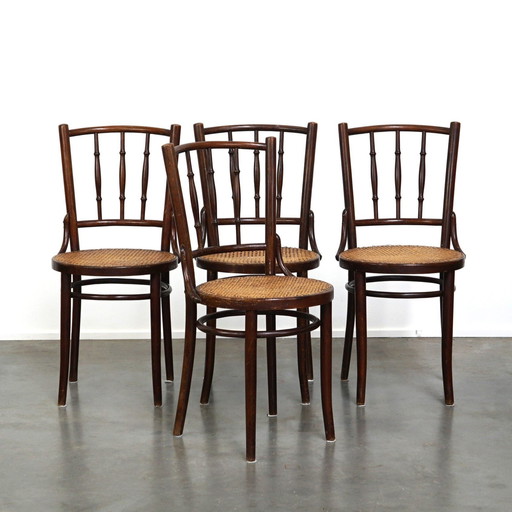 4 X Thonet Bistrostuhl mit mattiertem Sitz