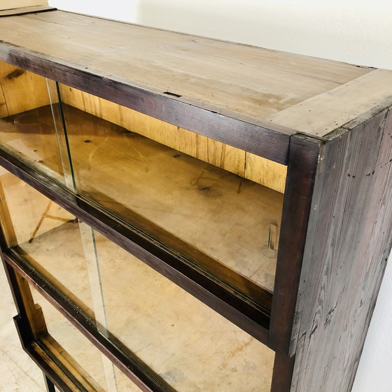 Image 1 of Vintage Vitrine