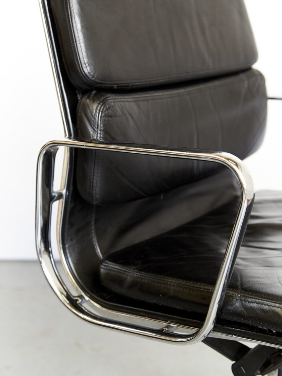 Image 1 of Charles & Ray Eames Softpad Executive Chair Ea219 For Vitra