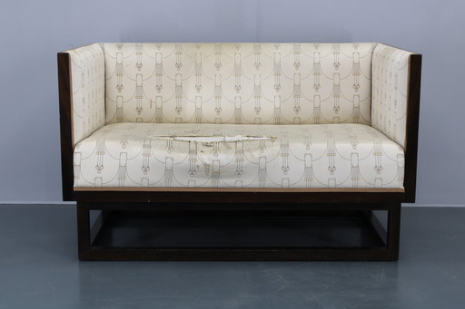 Josef Hoffmann "Cabinet" Sofa von Wittmann, Österreich