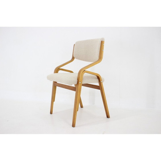 Image 1 of Satz von 4 Stühlen aus Bugholz und Bouclé-Stoff von Ludvík Volák für Dřevopodnik Holešov, Tschechoslowakei 1970er Jahre
