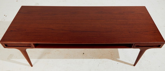 Image 1 of Mk10665 Restaurierter Couchtisch aus Teakholz