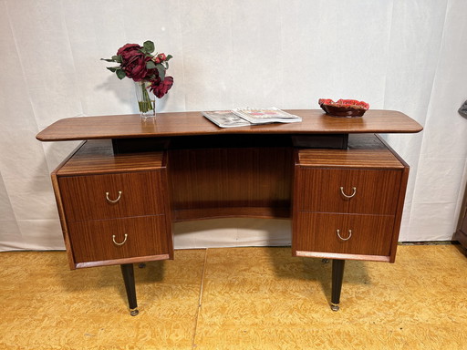 Mid Century Retro Vintage Teak-Schreibtisch von Gplan Librenza